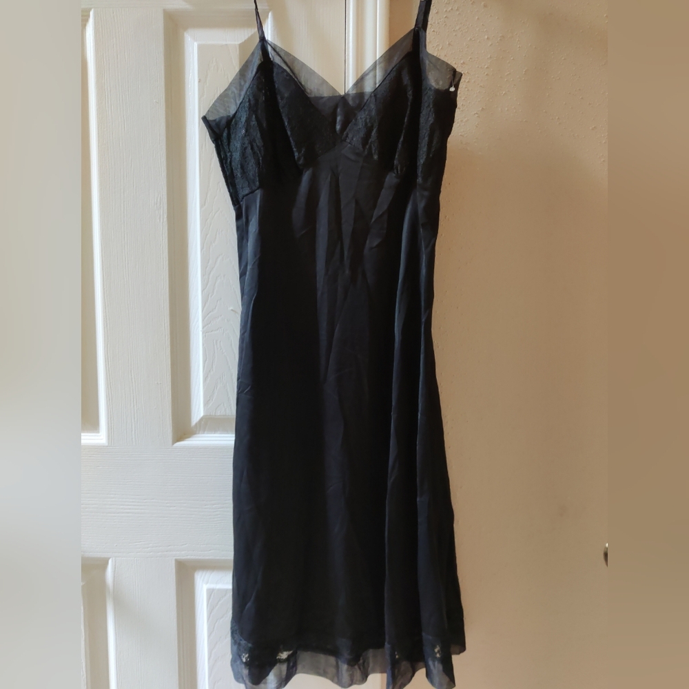 Vintage 1960s Van Raalte Black Lacy Slip Nightgown Dress ✨